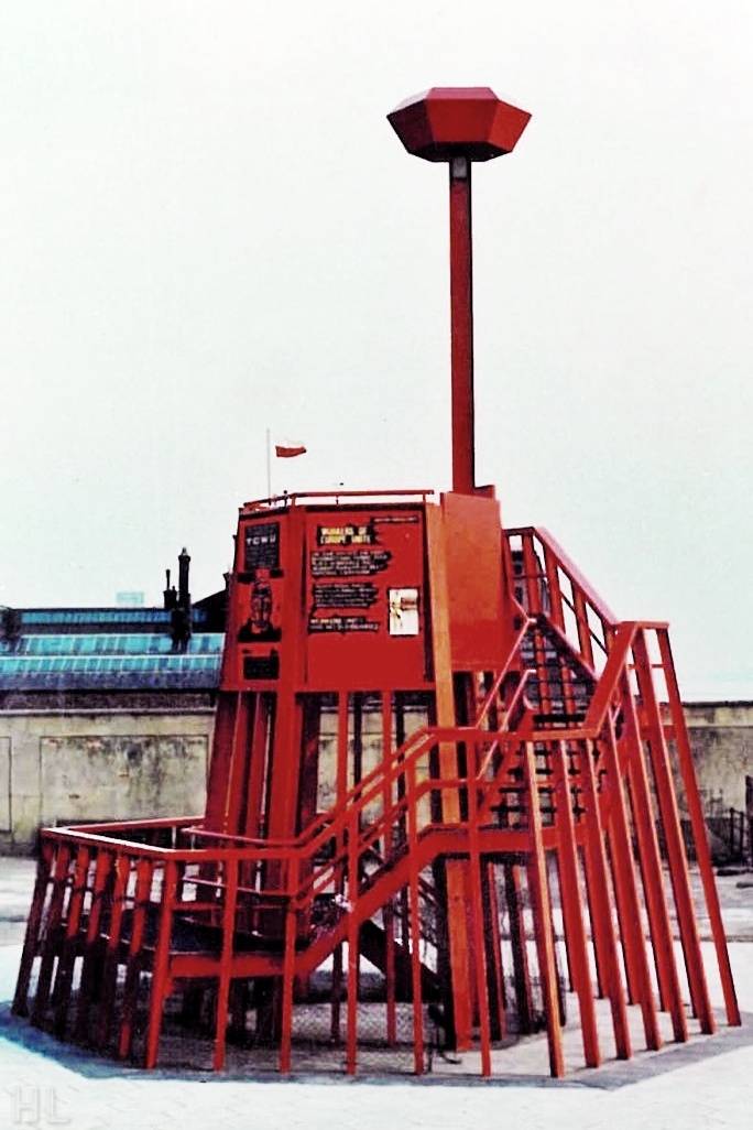 The Speaker's Platform before its removal from the Pier Head